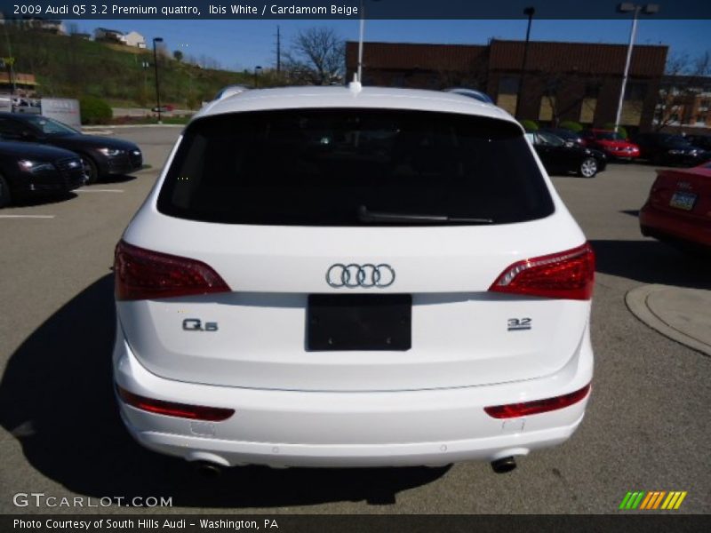 Ibis White / Cardamom Beige 2009 Audi Q5 3.2 Premium quattro