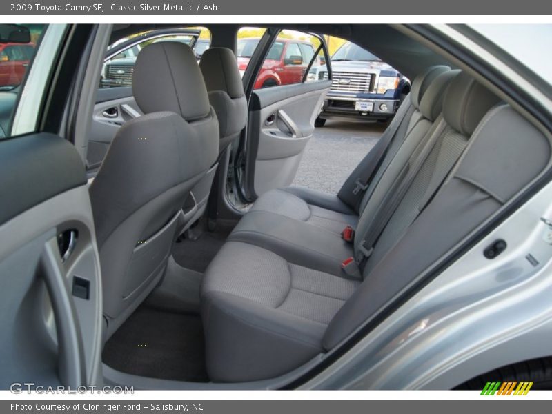 Classic Silver Metallic / Ash 2009 Toyota Camry SE