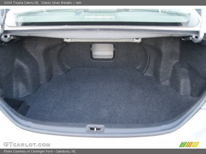 Classic Silver Metallic / Ash 2009 Toyota Camry SE