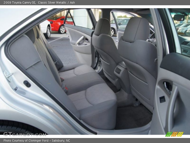 Classic Silver Metallic / Ash 2009 Toyota Camry SE