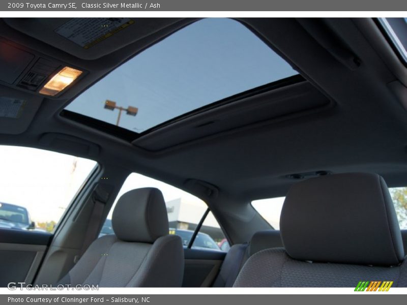 Classic Silver Metallic / Ash 2009 Toyota Camry SE
