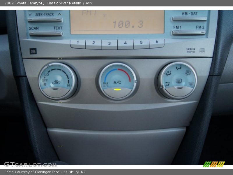 Classic Silver Metallic / Ash 2009 Toyota Camry SE