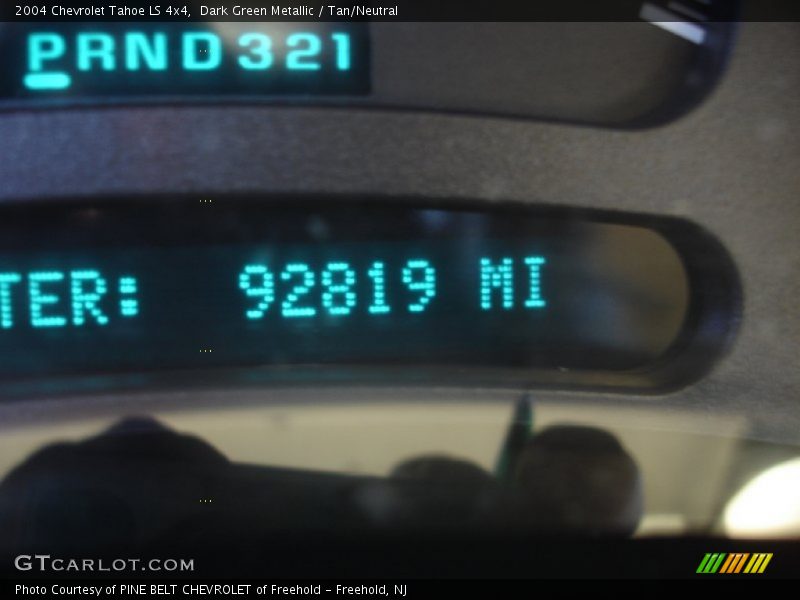 Dark Green Metallic / Tan/Neutral 2004 Chevrolet Tahoe LS 4x4