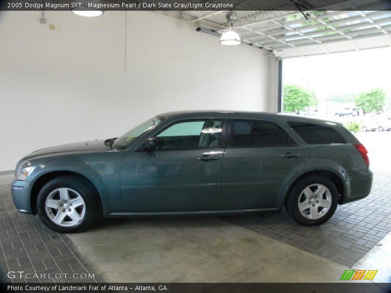 Magnesium Pearl / Dark Slate Gray/Light Graystone 2005 Dodge Magnum SXT