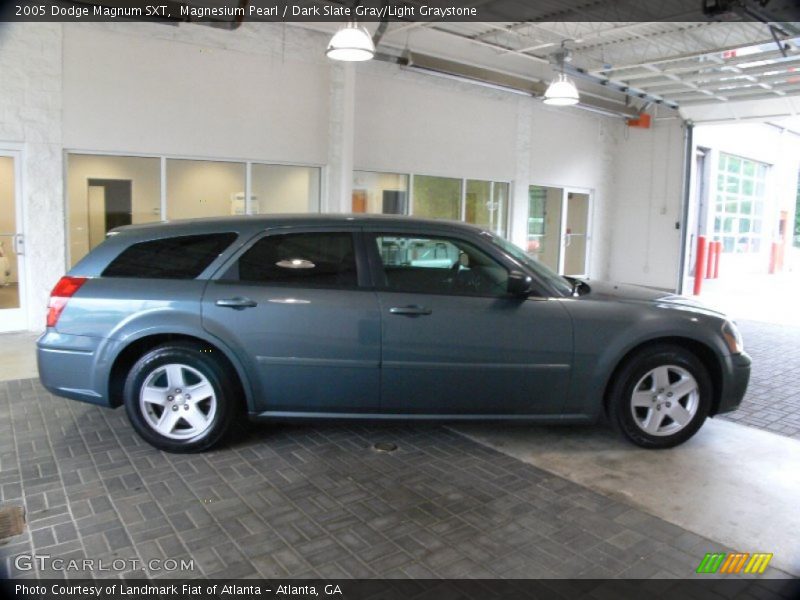Magnesium Pearl / Dark Slate Gray/Light Graystone 2005 Dodge Magnum SXT