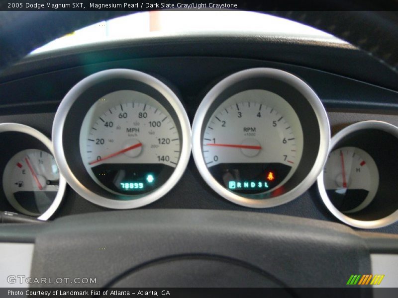 Magnesium Pearl / Dark Slate Gray/Light Graystone 2005 Dodge Magnum SXT