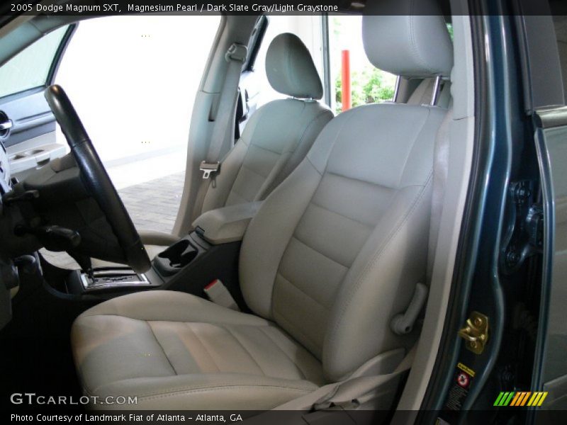 Magnesium Pearl / Dark Slate Gray/Light Graystone 2005 Dodge Magnum SXT