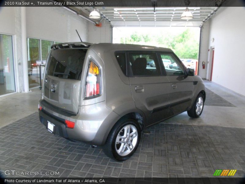 Titanium Gray / Black Soul Logo Cloth 2010 Kia Soul +