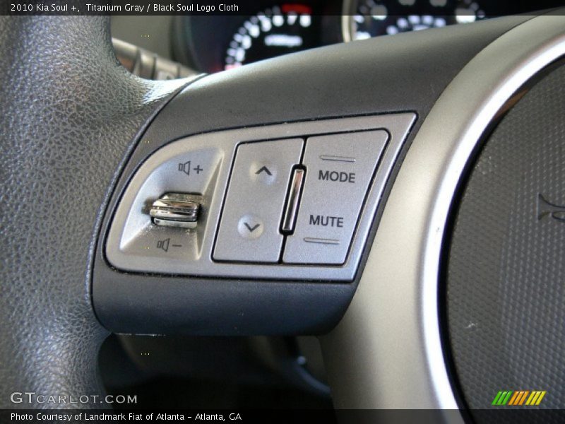Titanium Gray / Black Soul Logo Cloth 2010 Kia Soul +