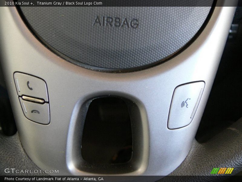 Titanium Gray / Black Soul Logo Cloth 2010 Kia Soul +