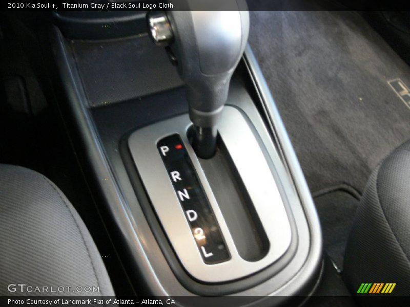 Titanium Gray / Black Soul Logo Cloth 2010 Kia Soul +
