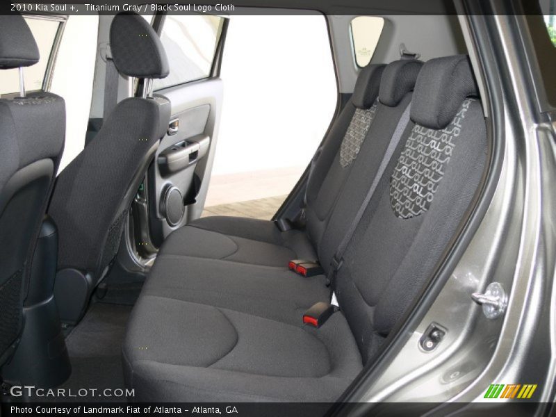 Titanium Gray / Black Soul Logo Cloth 2010 Kia Soul +