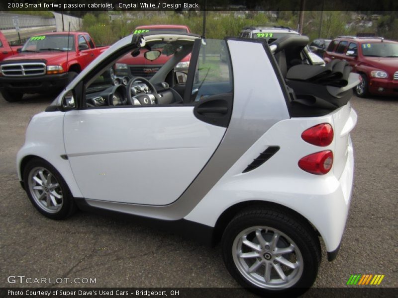 Crystal White / Design Black 2009 Smart fortwo passion cabriolet