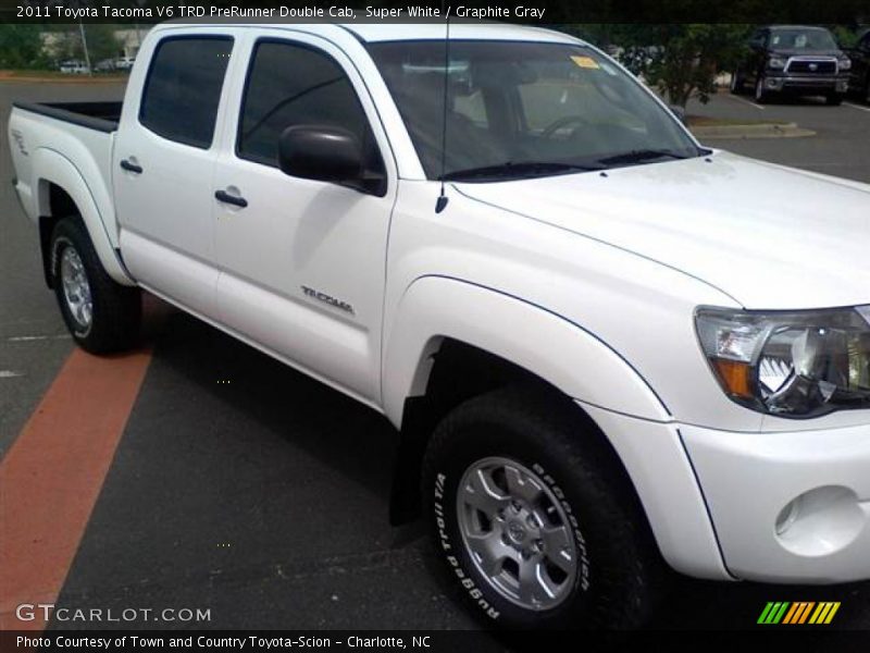 Super White / Graphite Gray 2011 Toyota Tacoma V6 TRD PreRunner Double Cab