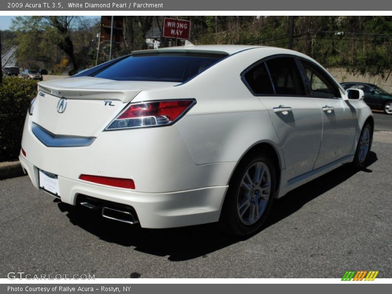 White Diamond Pearl / Parchment 2009 Acura TL 3.5