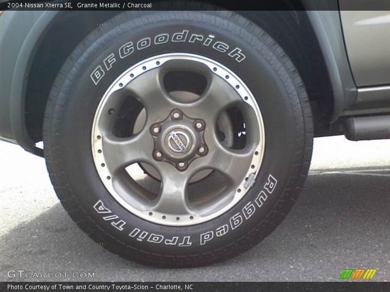 Granite Metallic / Charcoal 2004 Nissan Xterra SE