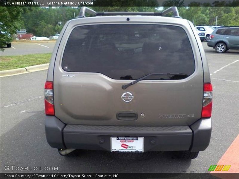 Granite Metallic / Charcoal 2004 Nissan Xterra SE