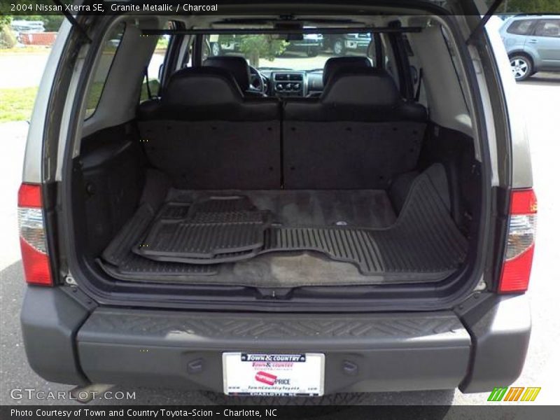 Granite Metallic / Charcoal 2004 Nissan Xterra SE