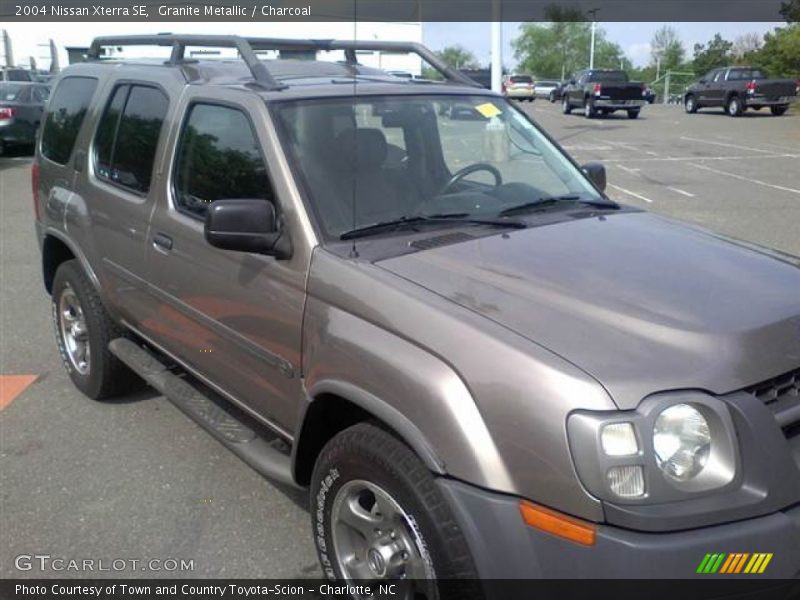 Granite Metallic / Charcoal 2004 Nissan Xterra SE