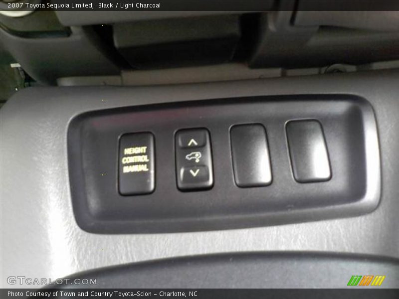 Black / Light Charcoal 2007 Toyota Sequoia Limited