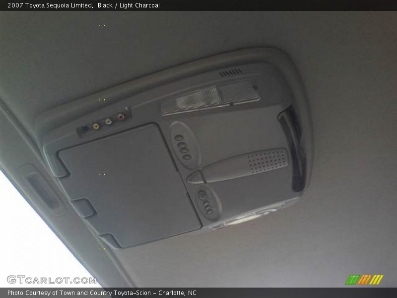 Black / Light Charcoal 2007 Toyota Sequoia Limited