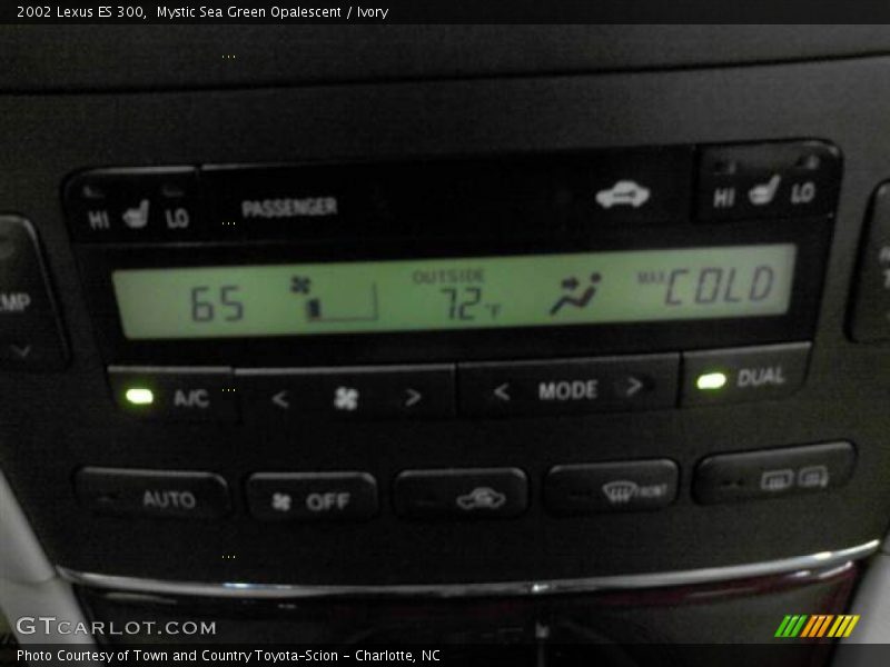 Mystic Sea Green Opalescent / Ivory 2002 Lexus ES 300