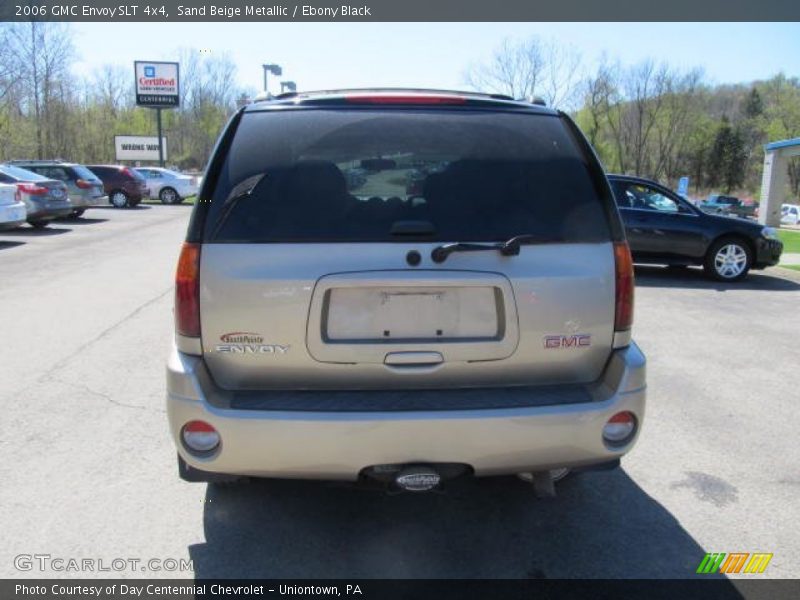 Sand Beige Metallic / Ebony Black 2006 GMC Envoy SLT 4x4