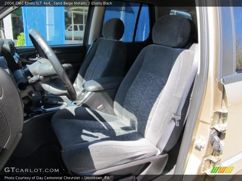 Sand Beige Metallic / Ebony Black 2006 GMC Envoy SLT 4x4