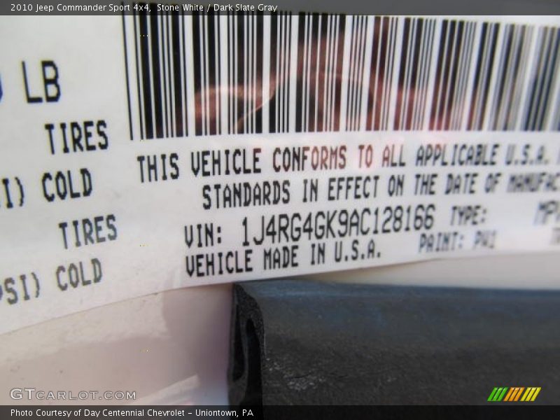 Stone White / Dark Slate Gray 2010 Jeep Commander Sport 4x4