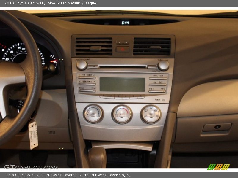 Aloe Green Metallic / Bisque 2010 Toyota Camry LE