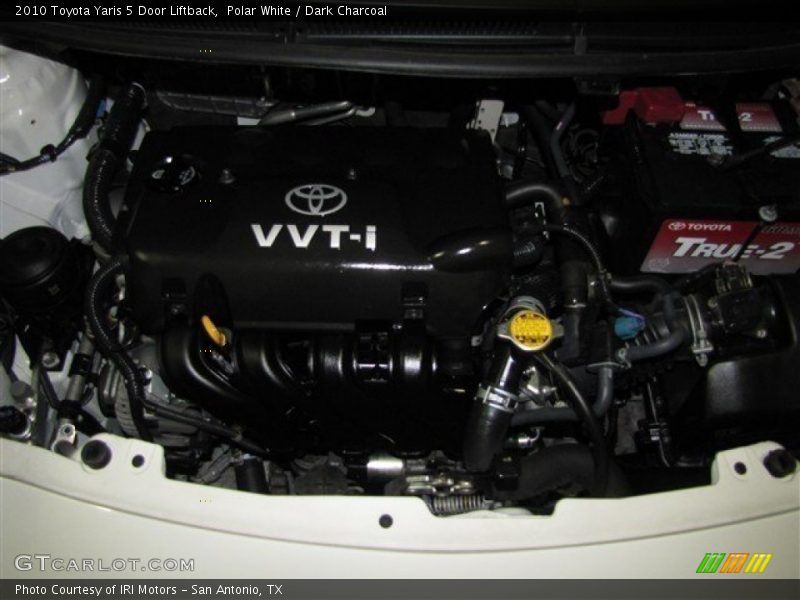 Polar White / Dark Charcoal 2010 Toyota Yaris 5 Door Liftback