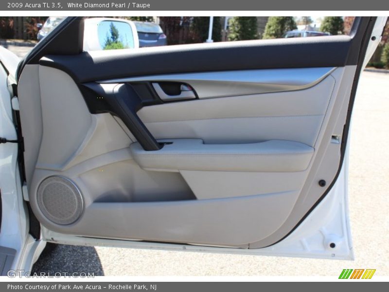 White Diamond Pearl / Taupe 2009 Acura TL 3.5