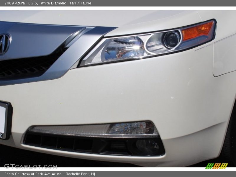 White Diamond Pearl / Taupe 2009 Acura TL 3.5