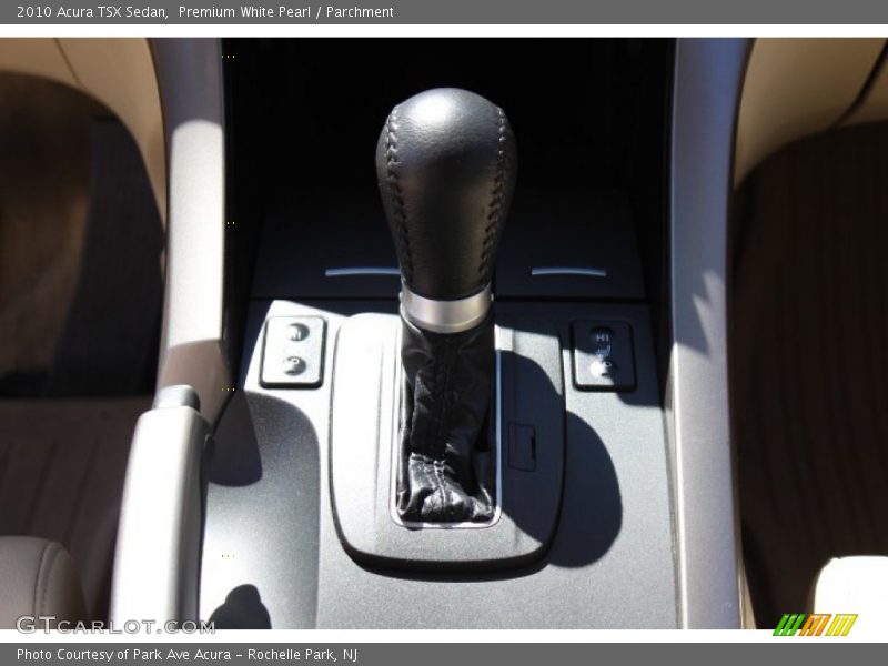Premium White Pearl / Parchment 2010 Acura TSX Sedan