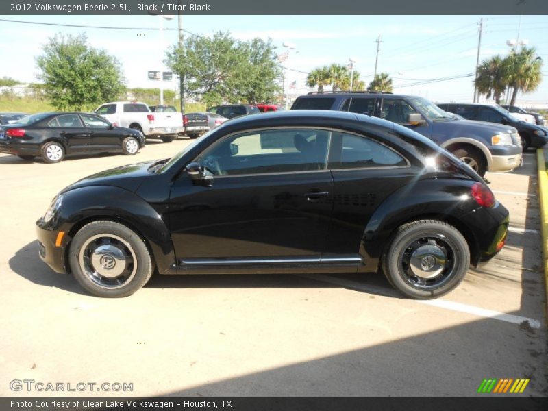 Black / Titan Black 2012 Volkswagen Beetle 2.5L