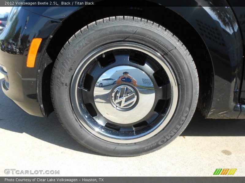 Black / Titan Black 2012 Volkswagen Beetle 2.5L