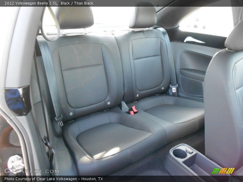 Black / Titan Black 2012 Volkswagen Beetle 2.5L