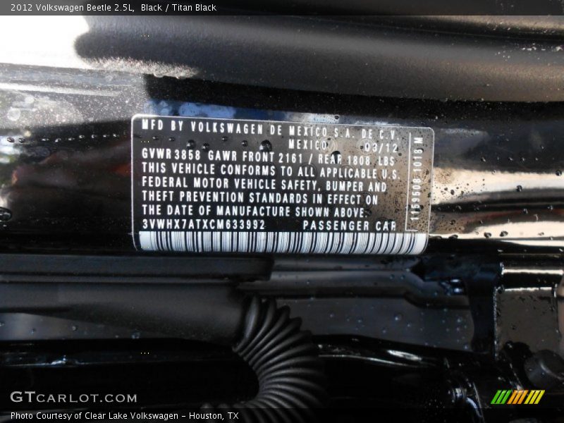 Black / Titan Black 2012 Volkswagen Beetle 2.5L