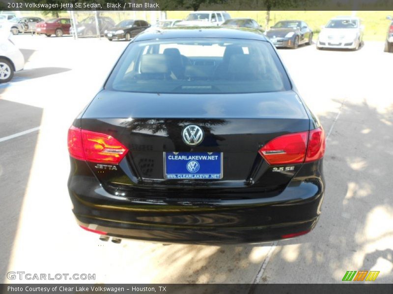 Black / Titan Black 2012 Volkswagen Jetta SE Sedan
