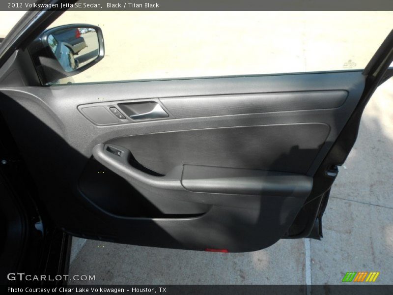 Black / Titan Black 2012 Volkswagen Jetta SE Sedan