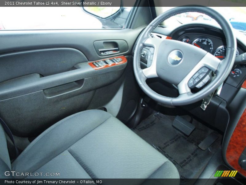 Sheer Silver Metallic / Ebony 2011 Chevrolet Tahoe LS 4x4