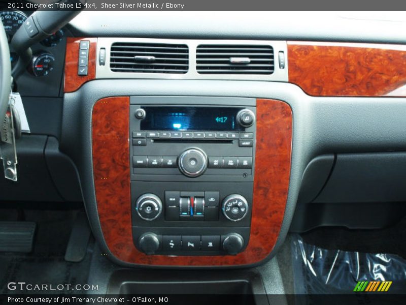 Sheer Silver Metallic / Ebony 2011 Chevrolet Tahoe LS 4x4