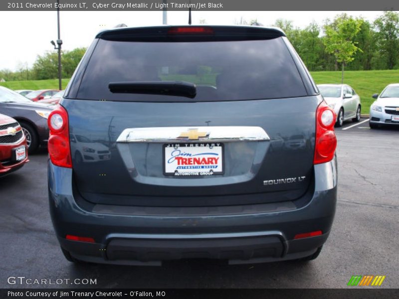 Cyber Gray Metallic / Light Titanium/Jet Black 2011 Chevrolet Equinox LT