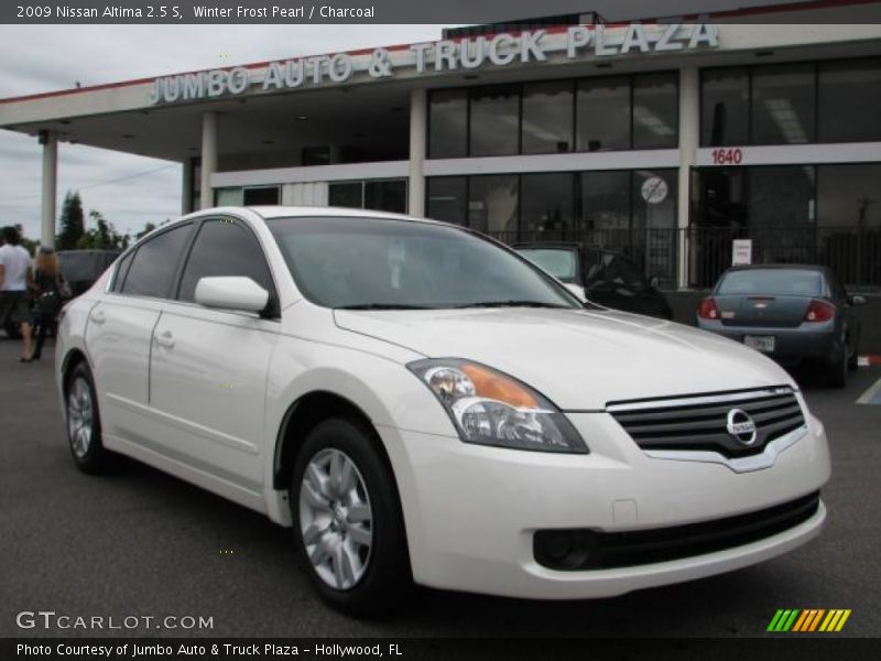 Winter Frost Pearl / Charcoal 2009 Nissan Altima 2.5 S