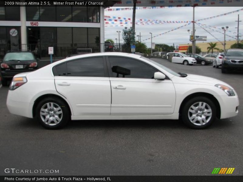 Winter Frost Pearl / Charcoal 2009 Nissan Altima 2.5 S
