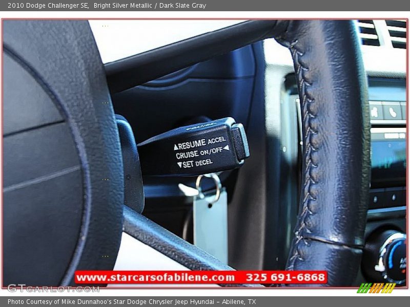 Bright Silver Metallic / Dark Slate Gray 2010 Dodge Challenger SE
