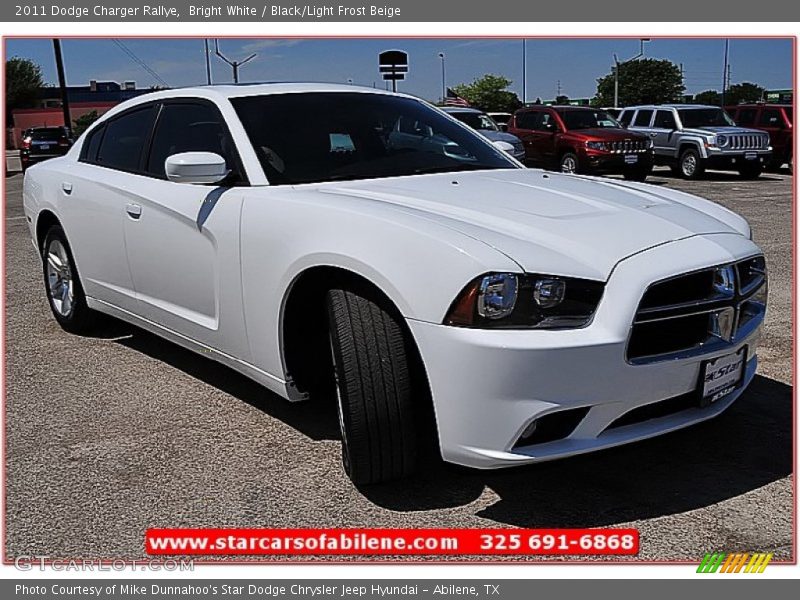 Bright White / Black/Light Frost Beige 2011 Dodge Charger Rallye