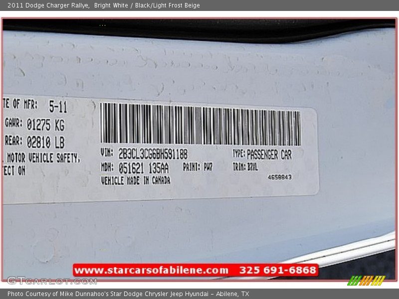 Bright White / Black/Light Frost Beige 2011 Dodge Charger Rallye