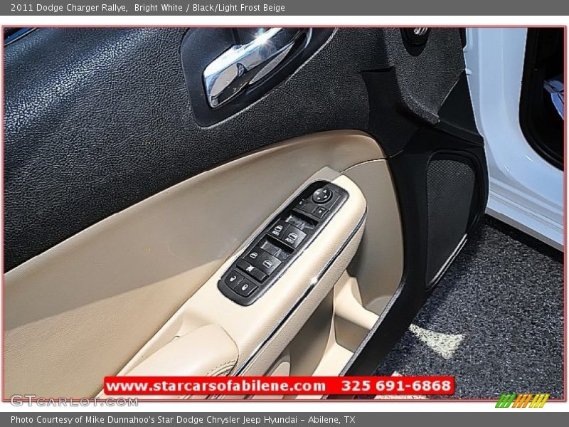 Bright White / Black/Light Frost Beige 2011 Dodge Charger Rallye