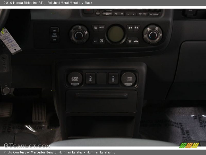 Polished Metal Metallic / Black 2010 Honda Ridgeline RTL